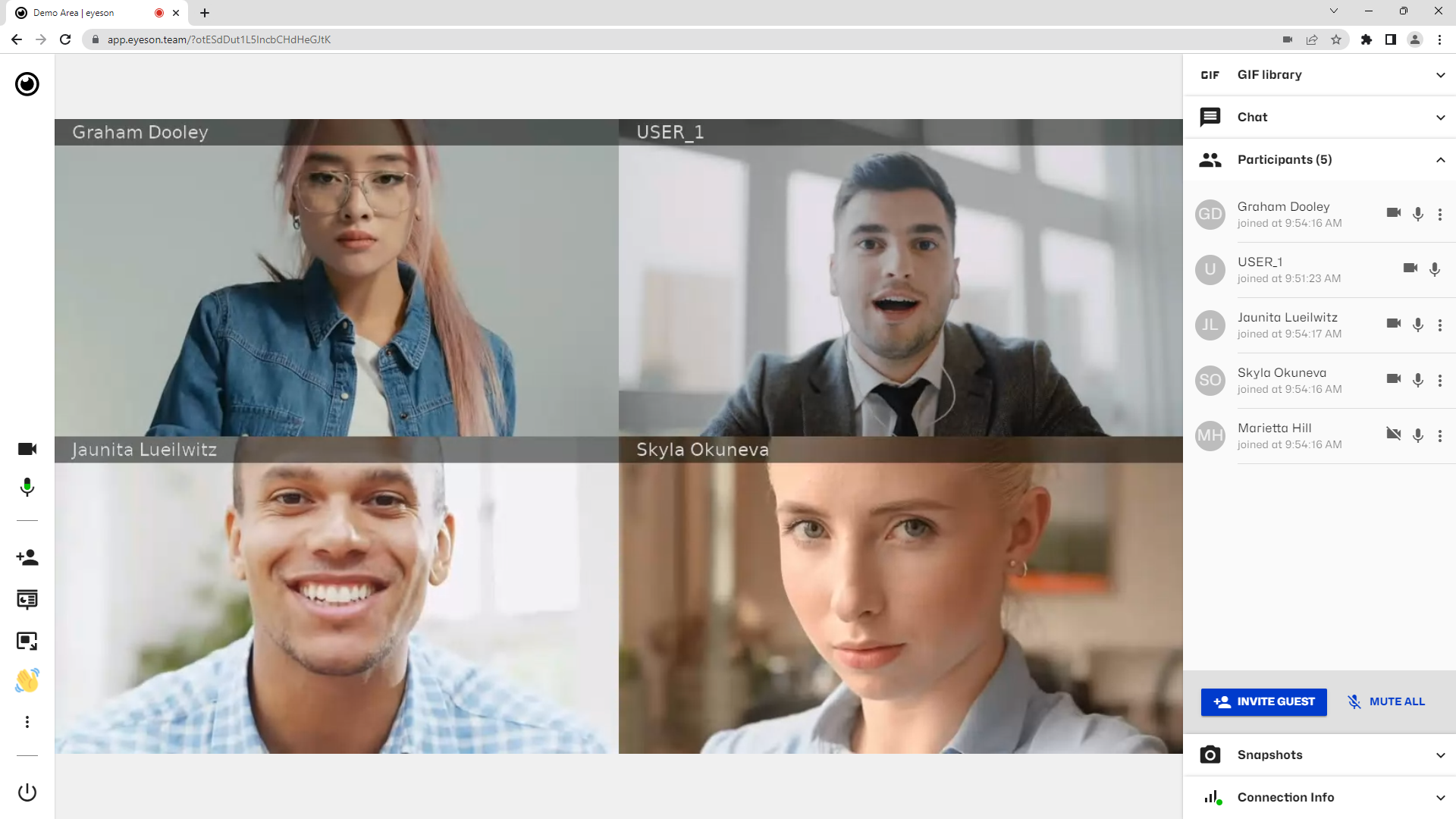 Auto layout in Prebuilt UI and five users